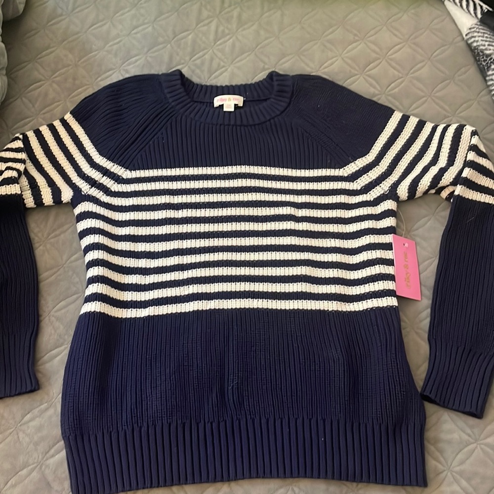 Riley & Rae XS cotton sweater navy and white